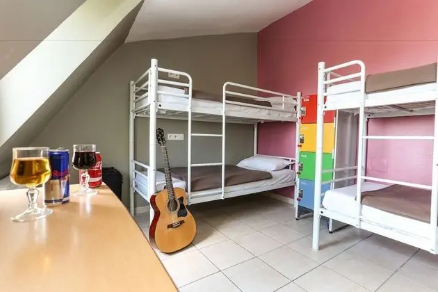 Dört Kişilik Oda, Özel Banyo