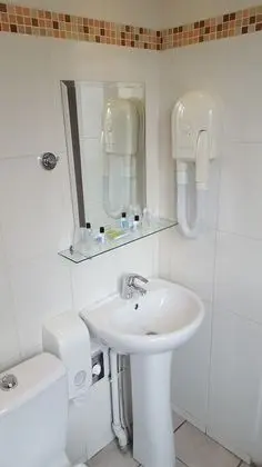 Dört Kişilik Oda, Özel Banyo