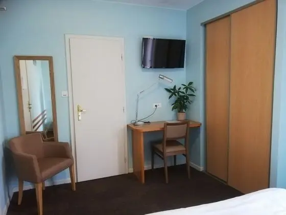 Tek Büyük Yataklı Oda