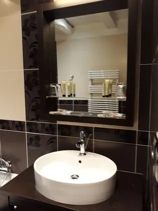 Deluxe Tek Büyük Yataklı Oda, 1 Büyük (Queen) Boy Yatak, Küvet, Şehir Manzaralı