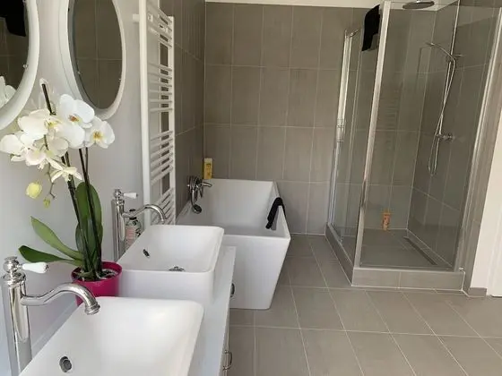 Comfort Oda (Cecile)