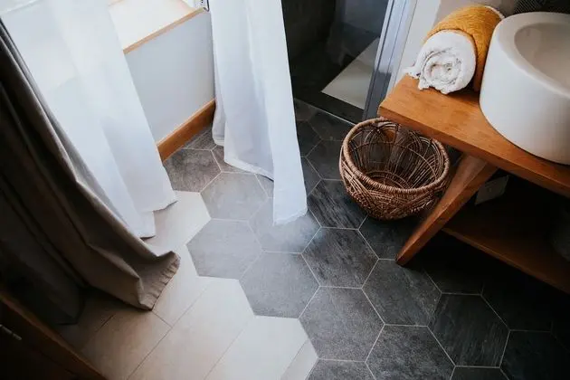 Comfort Tek Büyük veya İki Ayrı Yataklı Oda, Banyolu/Duşlu, Bahçe Manzaralı