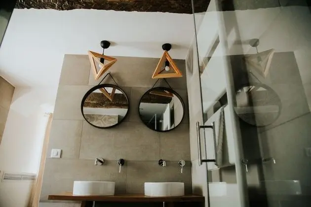 Superior Tek Büyük veya İki Ayrı Yataklı Oda, Banyolu/Duşlu, Bahçe Manzaralı