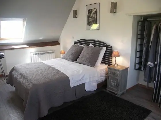 Classic Tek Büyük Yataklı Oda (Grise)