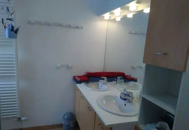 Süit, 2 Yatak Odası, Bağlantılı Odalar, Bahçe Manzaralı