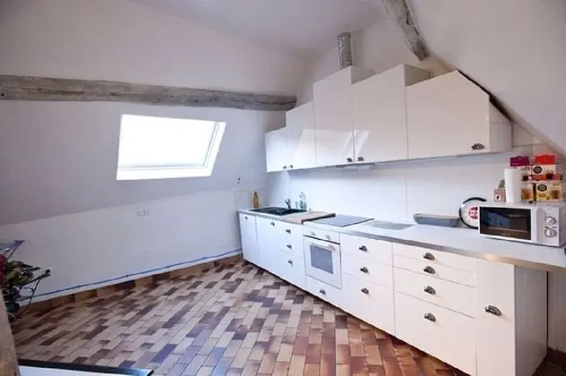Kır Evi (Jaune)