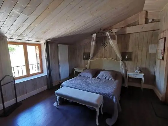 Tek Büyük Yataklı Oda, Nehir Manzaralı (Hévéa)