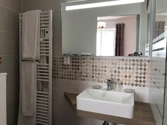 Family Oda (Colette)