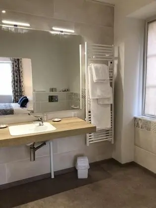 Tek Büyük Yataklı Oda, Engellilere Uygun (Johannie)