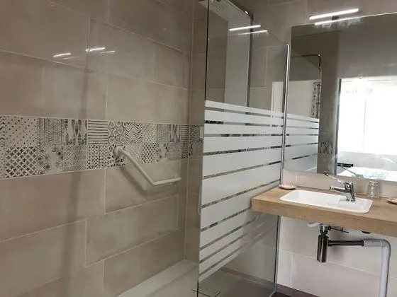 Tek Büyük Yataklı Oda, Engellilere Uygun (Johannie)