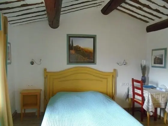 Economy Tek Büyük veya İki Ayrı Yataklı Oda (Les Pitchounettes)