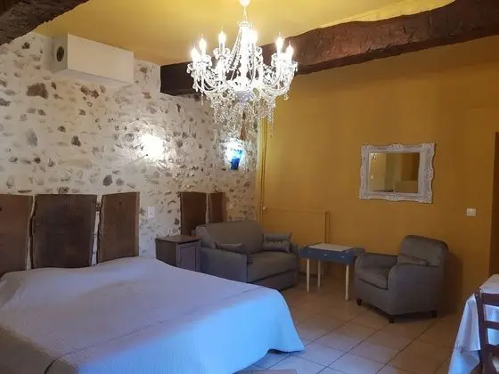 Family Oda (Les Spacieuses)