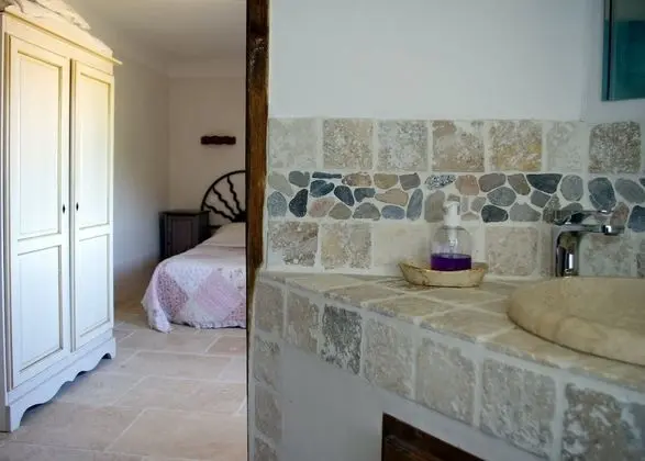 Tek Büyük veya İki Ayrı Yataklı Oda (Les Cosy)