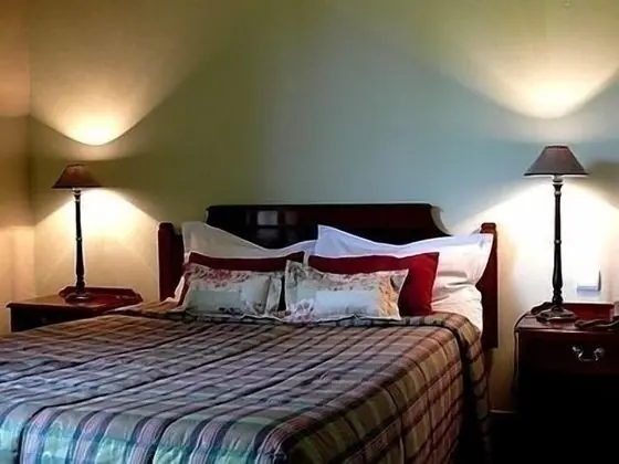 Classic Tek Büyük Yataklı Oda