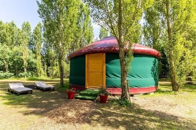 Çadır (La yourte aux fruits)