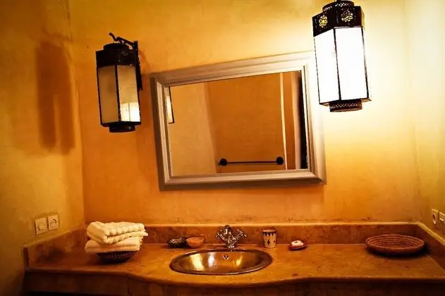 Comfort Tek Büyük veya İki Ayrı Yataklı Oda