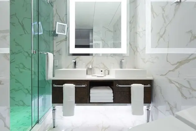 Deluxe Oda, 1 En Büyük (King) Boy Yatak (390 SQFT  36 SQM)