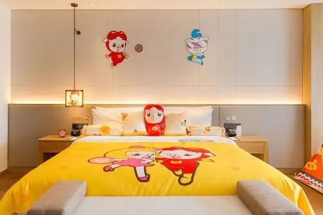 Family Oda, 1 En Büyük (King) Boy Yatak, Balkon (Discovery Family Room)