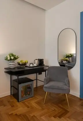 Deluxe Üç Kişilik Oda, 1 Yatak Odası, Banyolu/Duşlu, Şehir Manzaralı