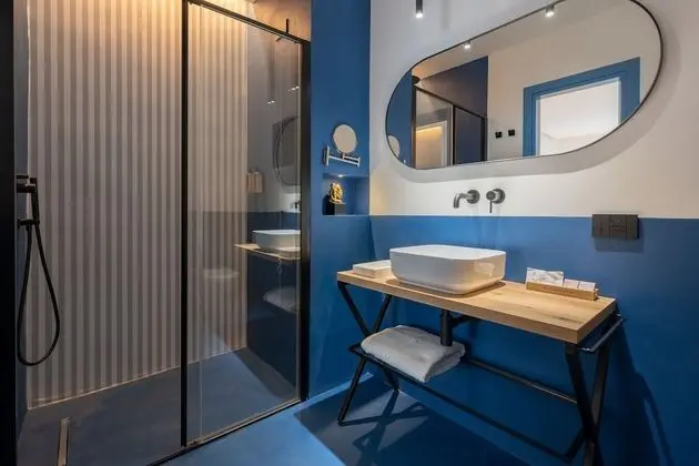 Deluxe Üç Kişilik Oda, 1 Yatak Odası, Banyolu/Duşlu, Şehir Manzaralı