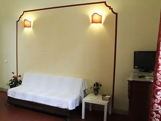 Comfort Tek Büyük Yataklı Oda