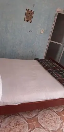 Basic Tek Büyük Yataklı Oda