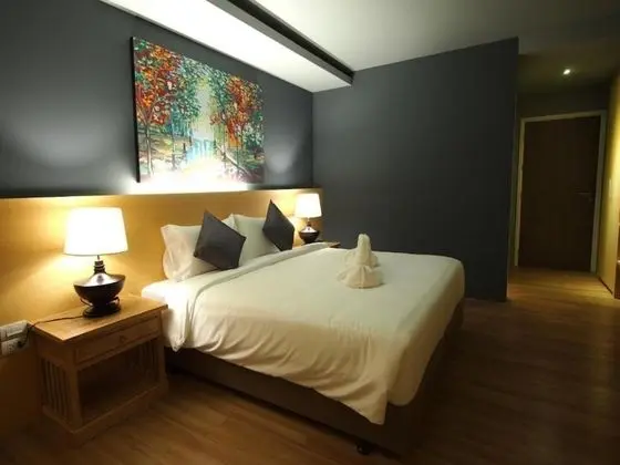 Deluxe King Bed