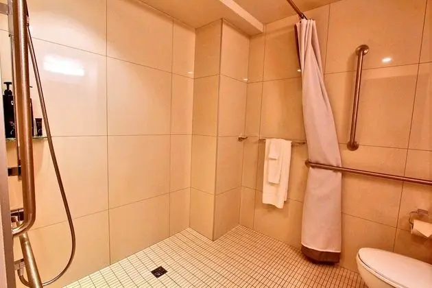 Comfort Oda, 1 Büyük (Queen) Boy Yatak, Engellilere Uygun