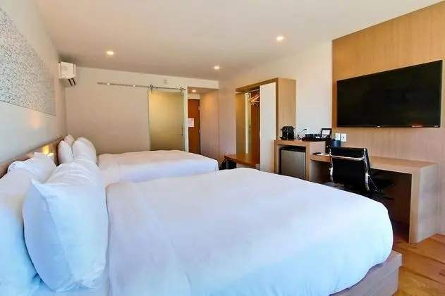 Comfort Oda, 2 Büyük (Queen) Boy Yatak