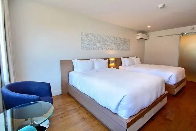 Comfort Oda, 2 Büyük (Queen) Boy Yatak