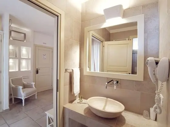 Superior Tek Büyük Yataklı Oda, Bahçe Manzaralı
