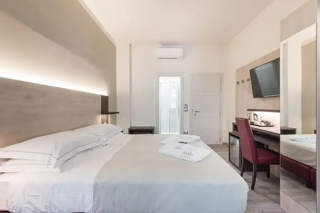 City Tek Büyük veya İki Ayrı Yataklı Oda, 1 Büyük (Queen) Boy Yatak