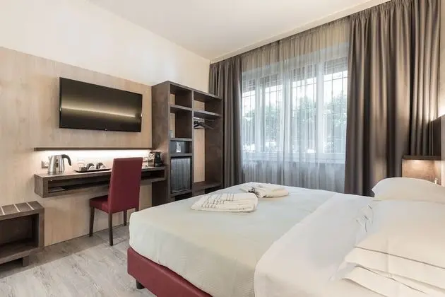 City Tek Büyük veya İki Ayrı Yataklı Oda, 1 Büyük (Queen) Boy Yatak