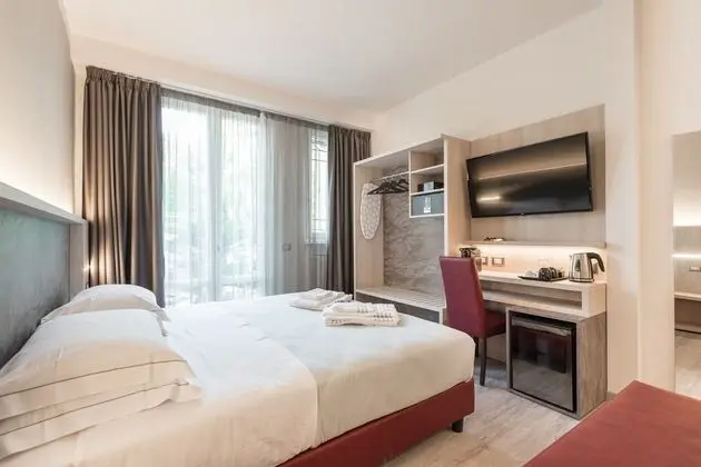 Comfort Tek Büyük veya İki Ayrı Yataklı Oda