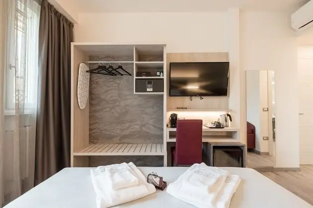 Comfort Tek Büyük veya İki Ayrı Yataklı Oda