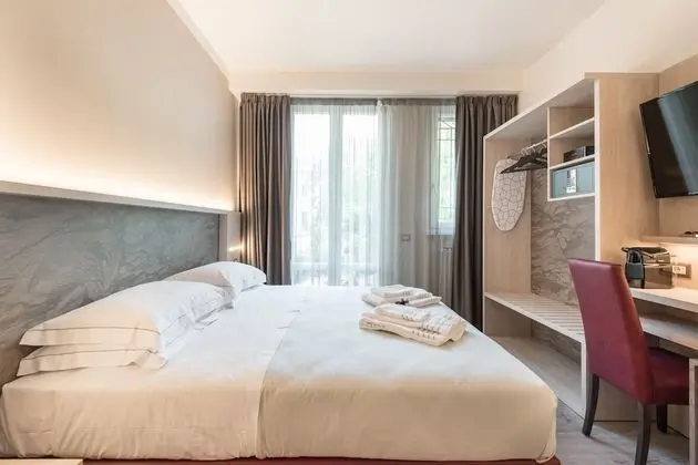 Comfort Tek Büyük veya İki Ayrı Yataklı Oda