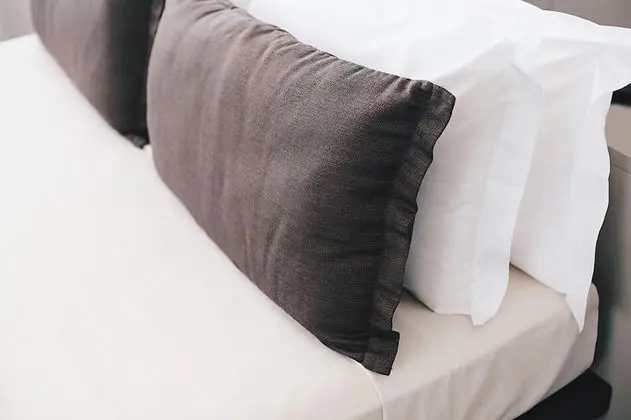 Tek Büyük Yataklı Oda, 1 Büyük (Queen) Boy Yatak