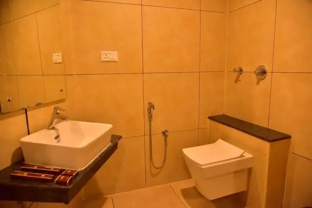 Grand Tek Büyük Yataklı Oda, 1 En Büyük (King) Boy Yatak, Engellilere Uygun, Şehir Manzaralı