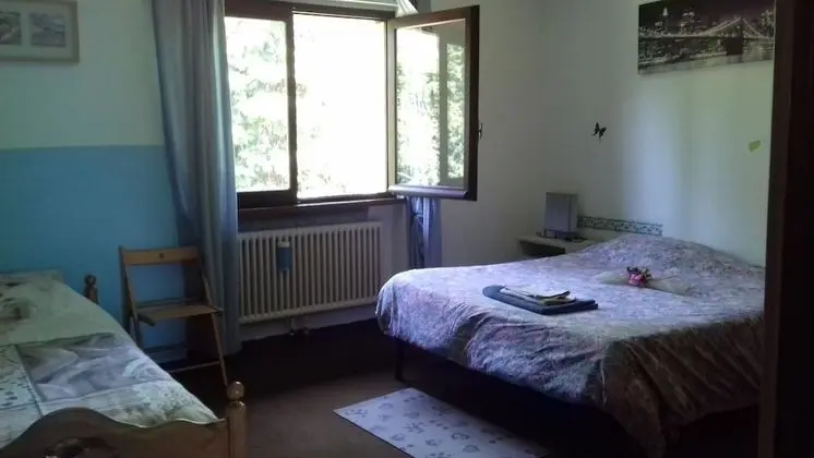 Tek Büyük Yataklı Oda, Ortak Banyo