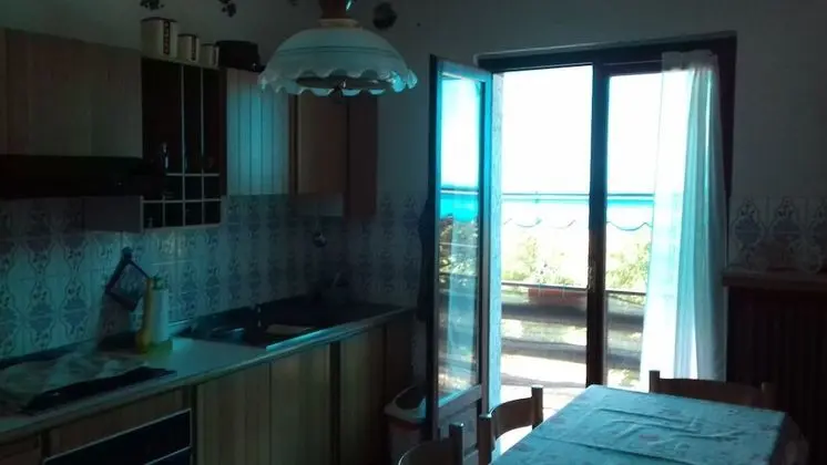 Tek Büyük Yataklı Oda, Ortak Banyo