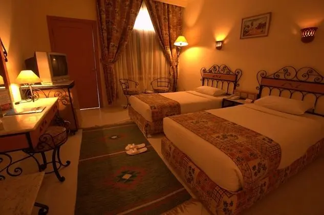 Standard Oda (With Extra Bed)