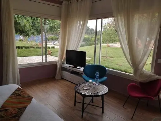 Comfort Stüdyo, 1 Büyük (Queen) Boy Yatak, Sigara İçilmez, Bahçe Manzaralı