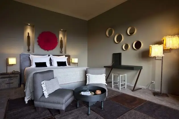 Luxury Tek Büyük Yataklı Oda