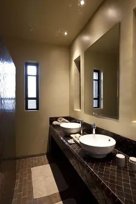 Luxury Tek Büyük Yataklı Oda