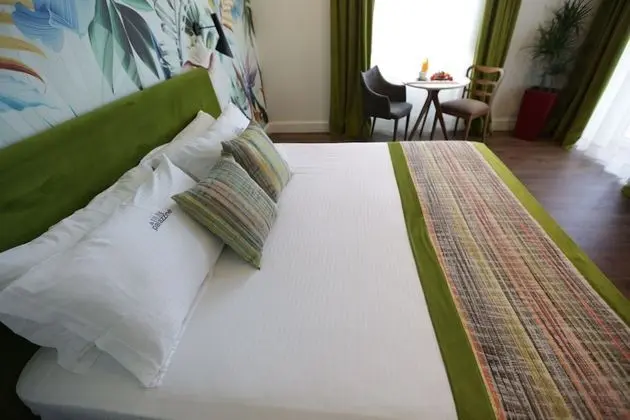 Deluxe Tek Büyük Yataklı Oda, Deniz Manzaralı