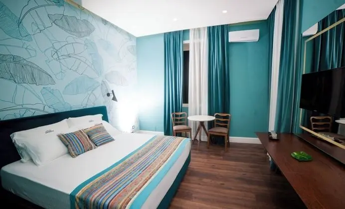 Deluxe Tek Büyük Yataklı Oda, Deniz Manzaralı