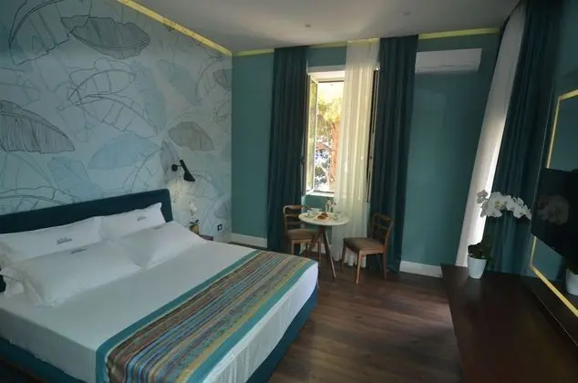 Deluxe Tek Büyük Yataklı Oda, Deniz Manzaralı