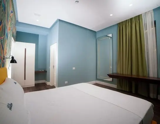 Superior Tek Büyük Yataklı Oda, Bahçe Manzaralı