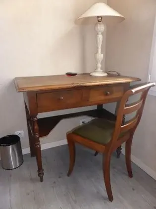 Standard Tek Büyük Yataklı Oda