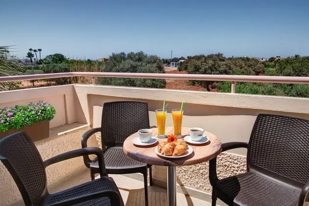 Standard Triple Studio with Garden View